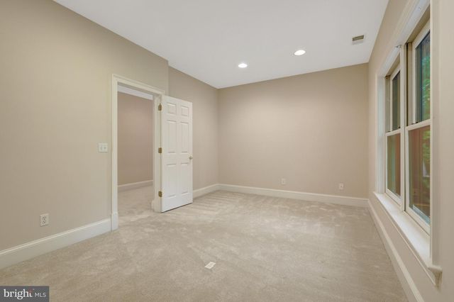 501 SENECA GREEN WAY, Great Falls, VA 22066