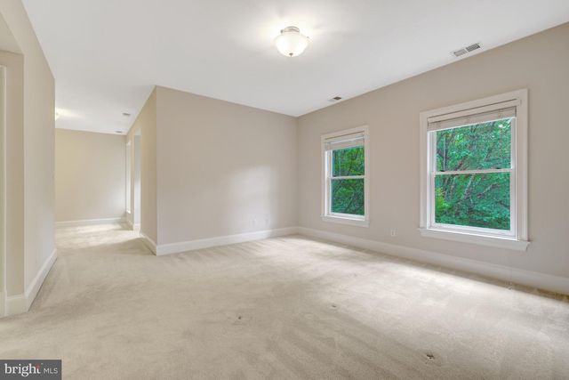 501 SENECA GREEN WAY, Great Falls, VA 22066