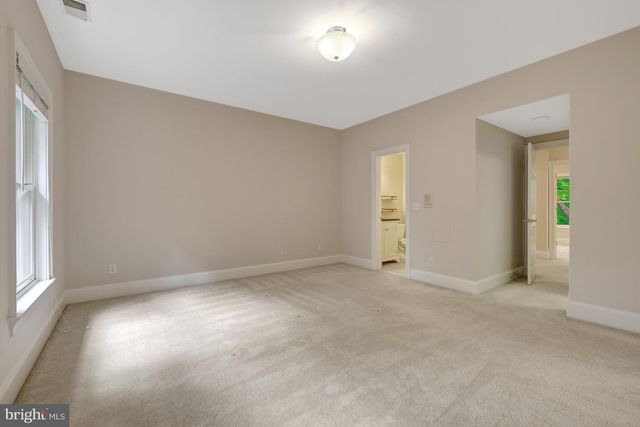 501 SENECA GREEN WAY, Great Falls, VA 22066