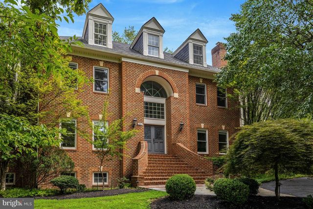 501 SENECA GREEN WAY, Great Falls, VA 22066