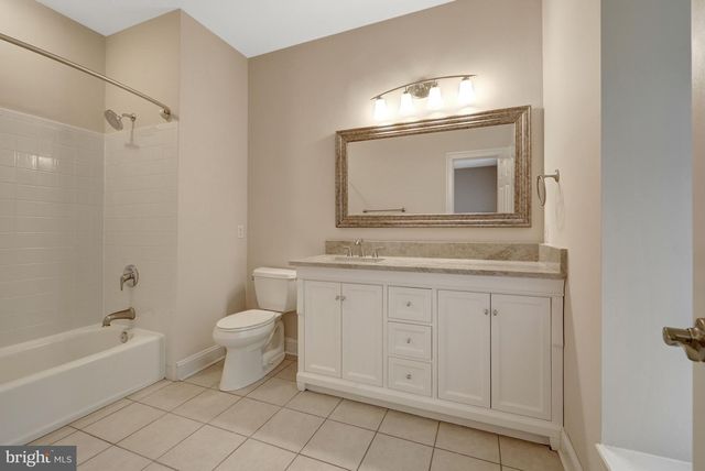 501 SENECA GREEN WAY, Great Falls, VA 22066