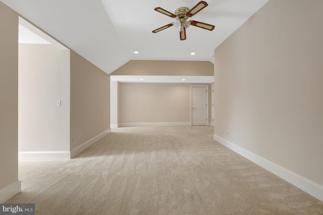 501 SENECA GREEN WAY, Great Falls, VA 22066