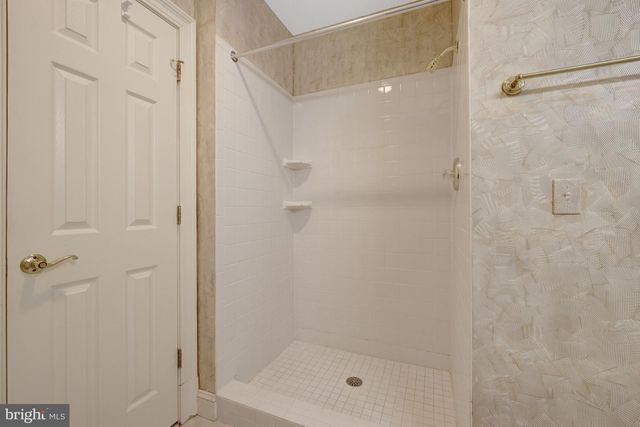 501 SENECA GREEN WAY, Great Falls, VA 22066