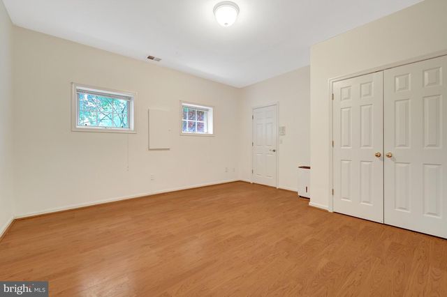 501 SENECA GREEN WAY, Great Falls, VA 22066