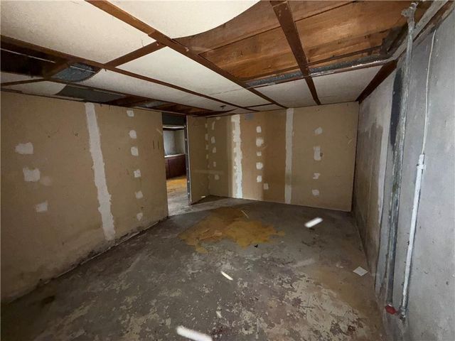 8539 Sandusky Avenue, Kansas City, KS 66112