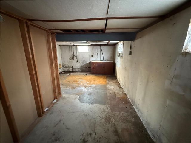 8539 Sandusky Avenue, Kansas City, KS 66112