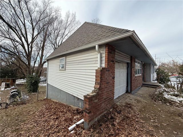 8539 Sandusky Avenue, Kansas City, KS 66112