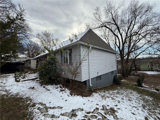 8539 Sandusky Avenue, Kansas City, KS 66112
