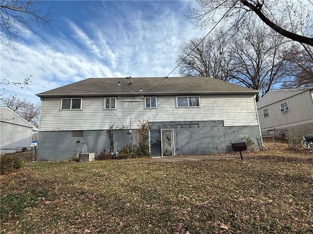 8539 Sandusky Avenue, Kansas City, KS 66112