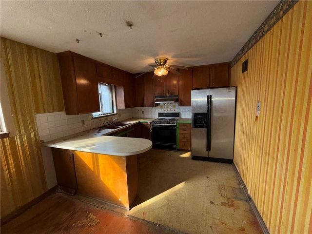 8539 Sandusky Avenue, Kansas City, KS 66112