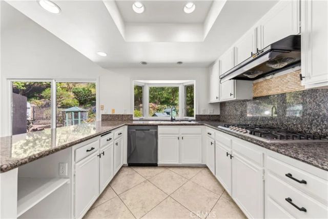 17 Morning Dew, Irvine, CA 92603