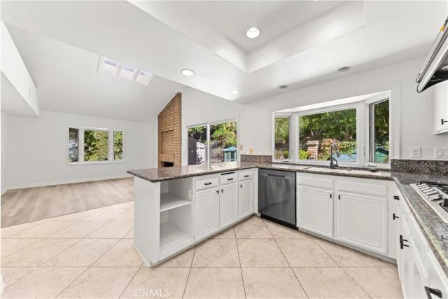 17 Morning Dew, Irvine, CA 92603