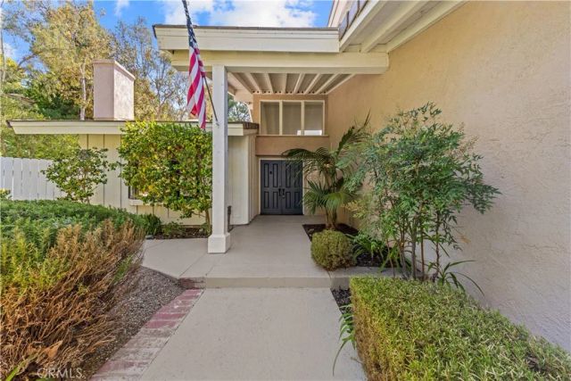 17 Morning Dew, Irvine, CA 92603