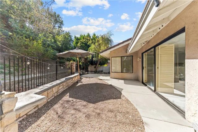 17 Morning Dew, Irvine, CA 92603