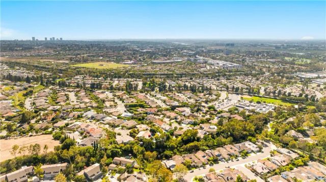 17 Morning Dew, Irvine, CA 92603