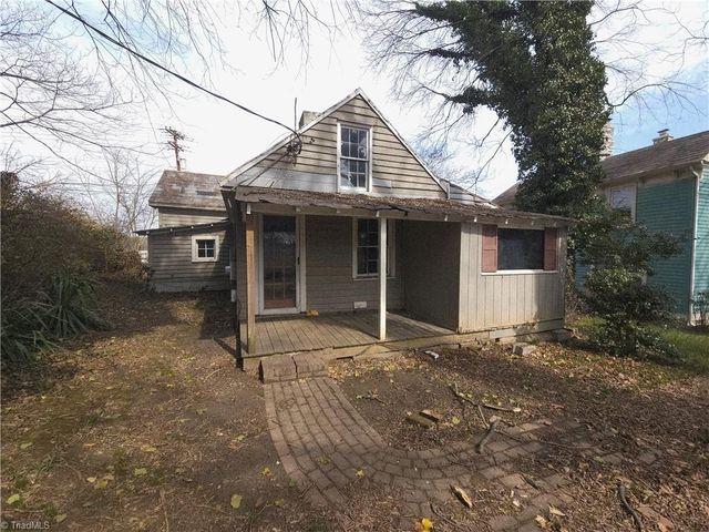 105 Academy Street, Madison, NC 27025