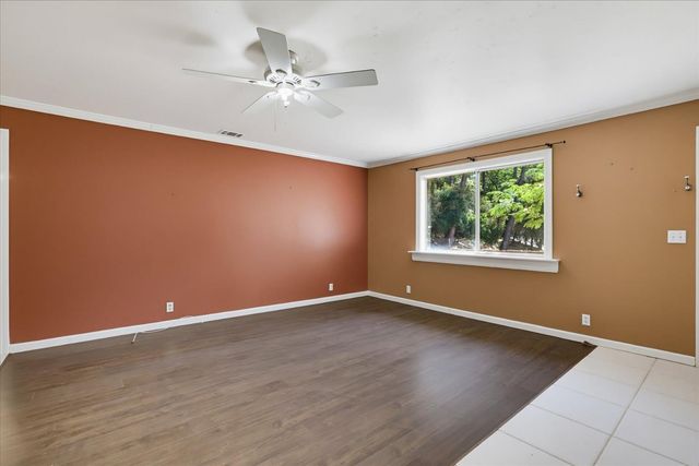 17495 Anona Ct, Grass Valley, CA 95949