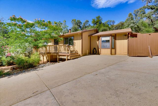 17495 Anona Ct, Grass Valley, CA 95949