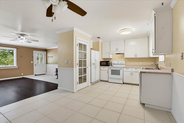 17495 Anona Ct, Grass Valley, CA 95949