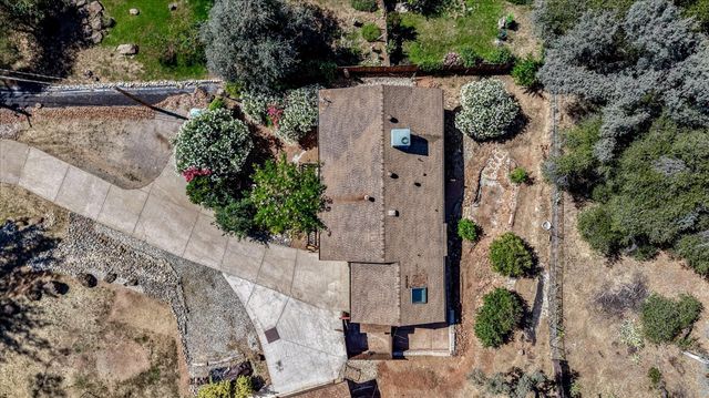 17495 Anona Ct, Grass Valley, CA 95949