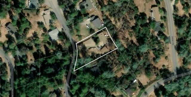 17495 Anona Ct, Grass Valley, CA 95949