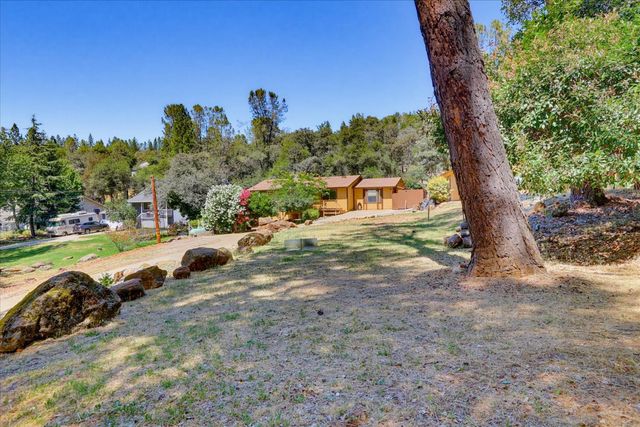 17495 Anona Ct, Grass Valley, CA 95949