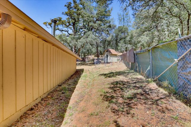 17495 Anona Ct, Grass Valley, CA 95949