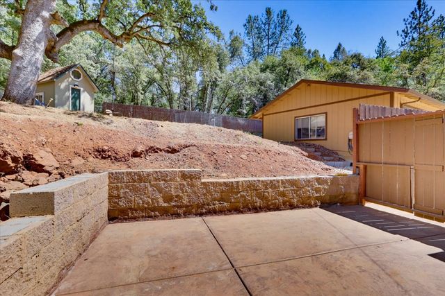 17495 Anona Ct, Grass Valley, CA 95949