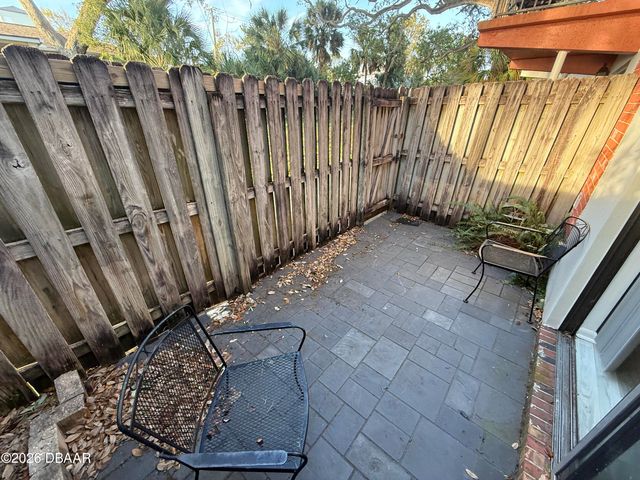 625 N Halifax Ave Apt 24, Daytona Beach, FL 32118