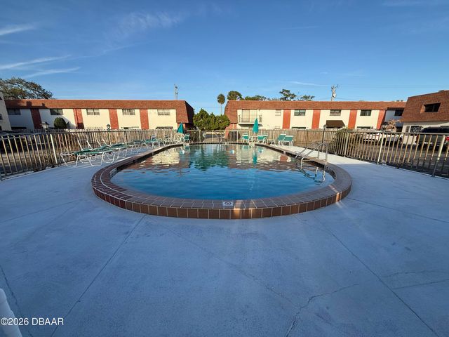625 N Halifax Ave Apt 24, Daytona Beach, FL 32118