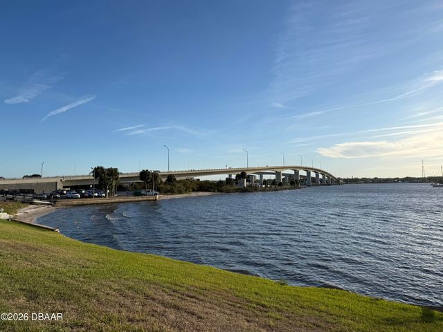 625 N Halifax Ave Apt 24, Daytona Beach, FL 32118