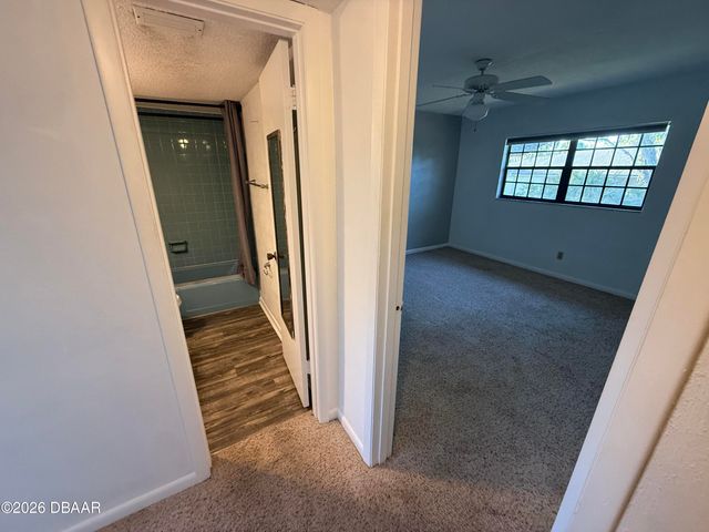 625 N Halifax Ave Apt 24, Daytona Beach, FL 32118