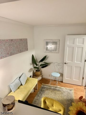 1109 Spruce Hills Dr, Glen Gardner Boro, NJ 08826