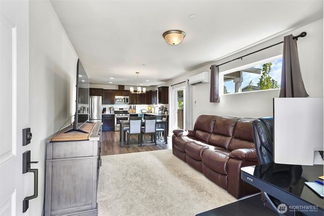 7121 42nd Place NE, Marysville, WA 98270