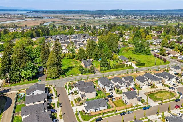 7121 42nd Place NE, Marysville, WA 98270