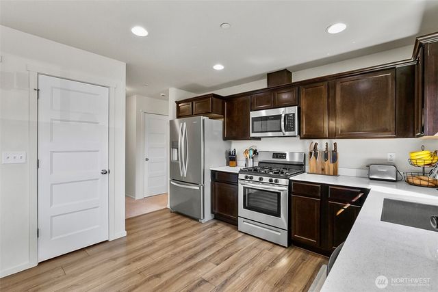 7121 42nd Place NE, Marysville, WA 98270
