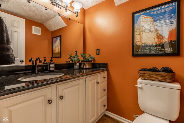 315 E St Clair Street, Indianapolis, IN 46202