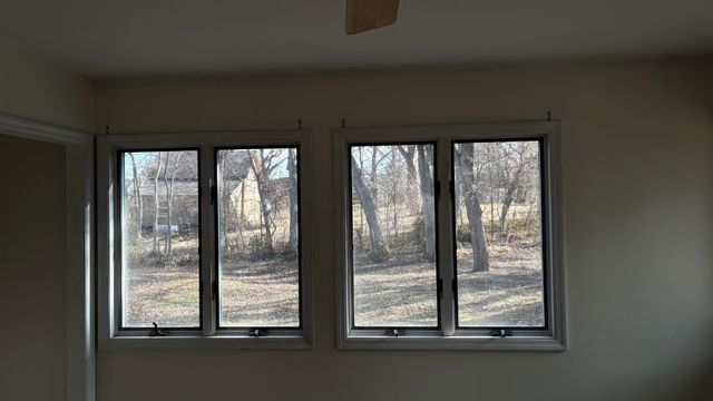 155 S Seymour Avenue, Grayslake, IL 60030