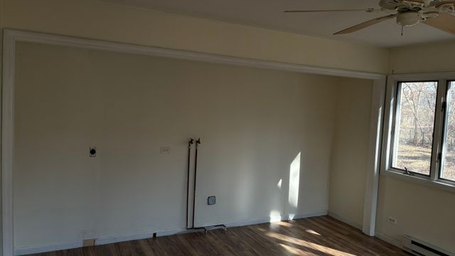 155 S Seymour Avenue, Grayslake, IL 60030