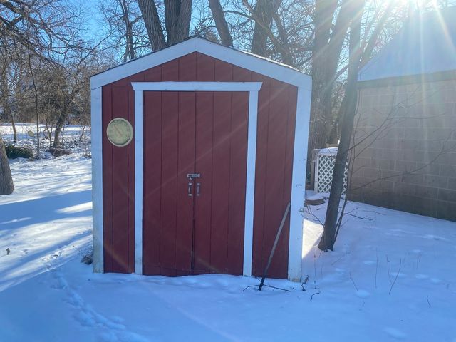 155 S Seymour Avenue, Grayslake, IL 60030