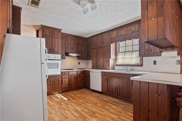 1021 Palm Street, Canton, GA 30115