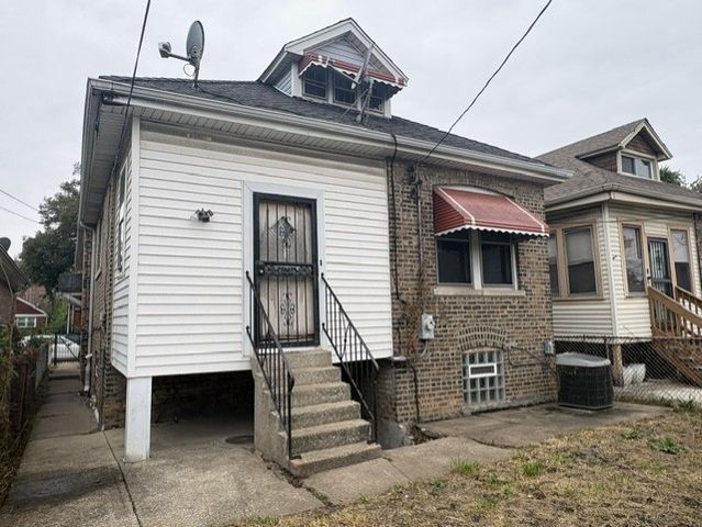 7553 S Paulina Street, Chicago, IL 60620