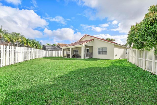 2365 NW 137th Ter, Sunrise, FL 33323
