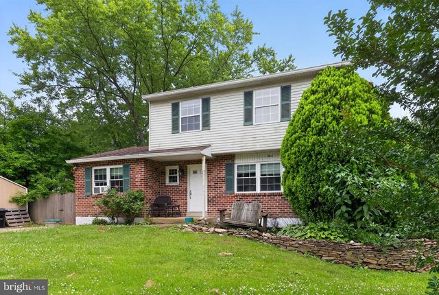 3 PENNCROSS CIR, Newark, DE 19702