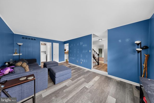 3 PENNCROSS CIR, Newark, DE 19702