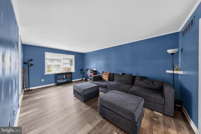 3 PENNCROSS CIR, Newark, DE 19702