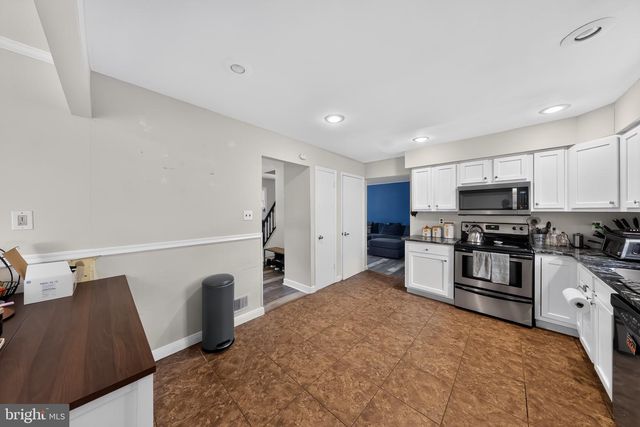 3 PENNCROSS CIR, Newark, DE 19702