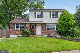 3 PENNCROSS CIR, Newark, DE 19702