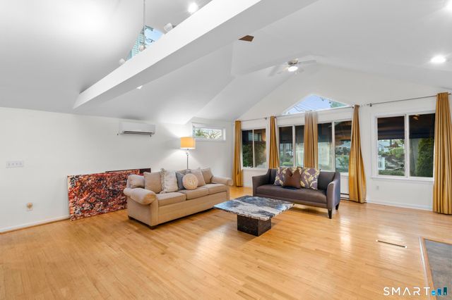 231 Pawson Road, Branford, CT 06405