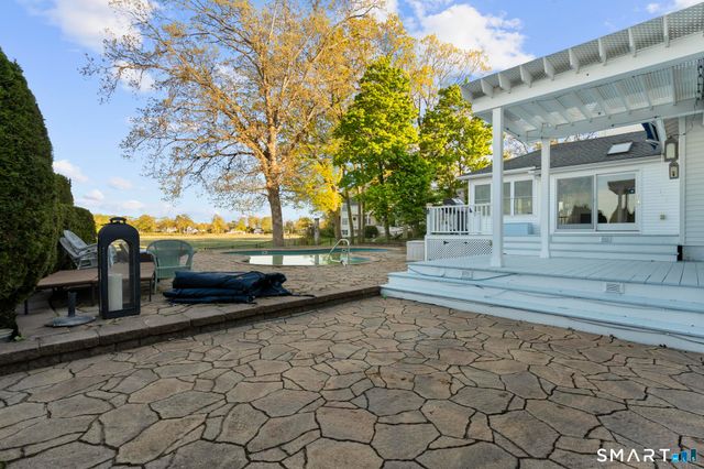 231 Pawson Road, Branford, CT 06405